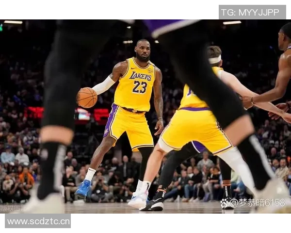 湖人对决国王精彩回顾10月10号NBA赛场上的激烈碰撞与精彩瞬间 湖人对决国王精彩回顾10月10号NBA赛场上的激烈碰撞与精彩瞬间