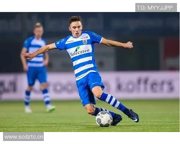 费耶诺德主场迎战兹沃勒期待全取三分争夺联赛冠军荣耀