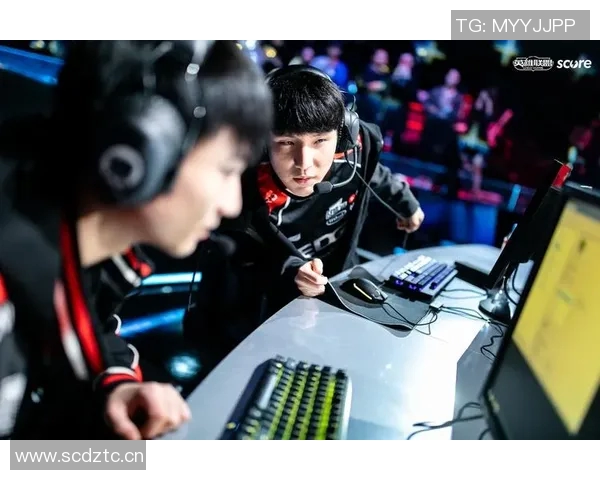 和平精英战术解析:深入剖析EDG战队的防守策略与执行力 和平精英战术解析:深入剖析EDG战队的防守策略与执行力