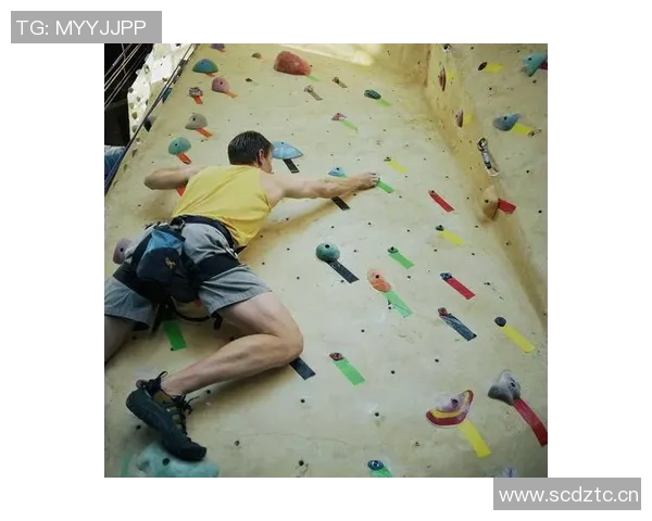 广州攀岩队与北京攀岩队赛后复盘分析团队配合与战术执行的关键要素 广州攀岩队与北京攀岩队赛后复盘分析团队配合与战术执行的关键要素