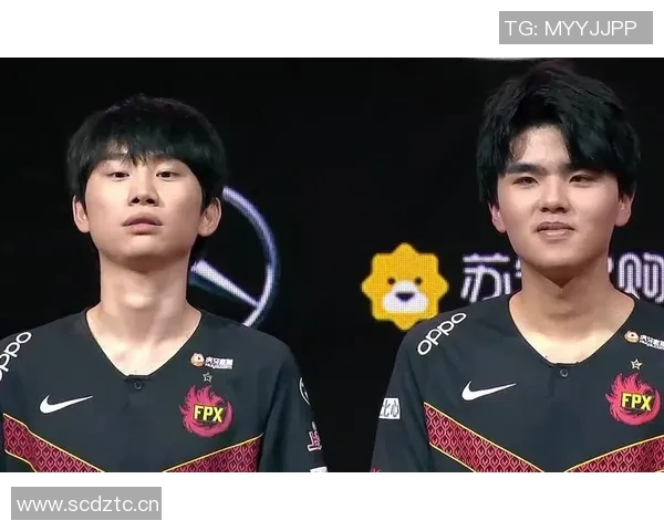 FPX在城市赛积分榜上以54分稳居第一位置,竞争激烈引人关注 FPX在城市赛积分榜上以54分稳居第一位置,竞争激烈引人关注